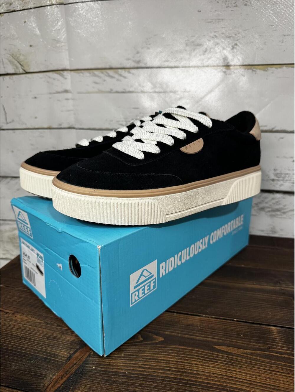 Reef Lay Day Lift Women's 11 Black Suede NIB